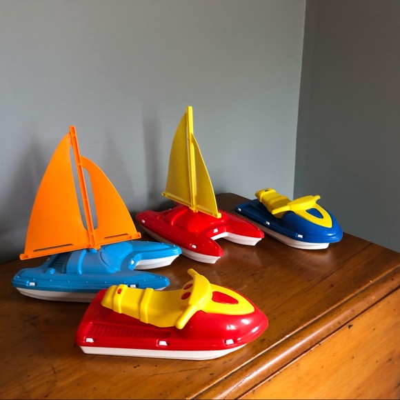 Vintage Other - Vintage Toy Sailboats Set